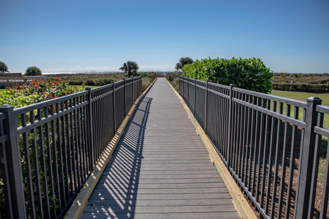 Nothing But Ocean In Forest Beach Hilton Head Island Exterior foto